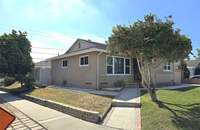 4628 Lenore Street