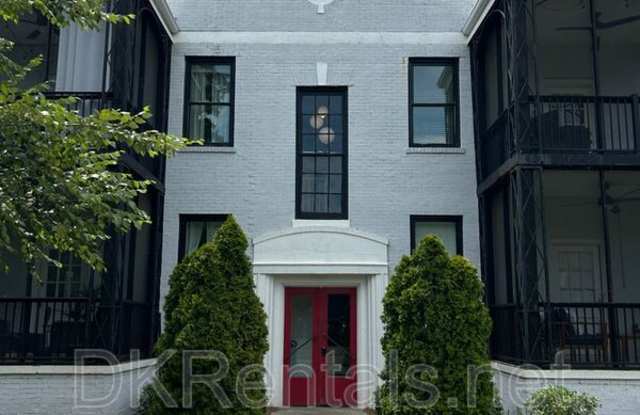 128 Peachtree Memorial Drive NW