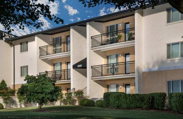 10905 Amherst Ave Unit A12