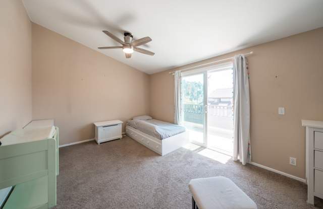 1808 Cottonwood Avenue - 1