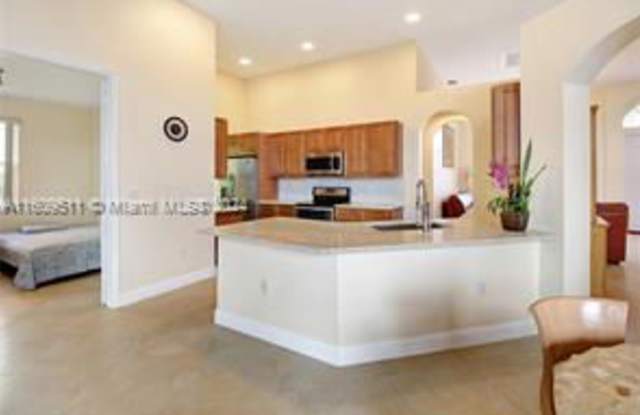 12318 Northwest 25th Street