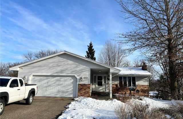 520 Lake Summit Court