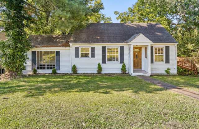 Photo of 3818 Kingwood Circle