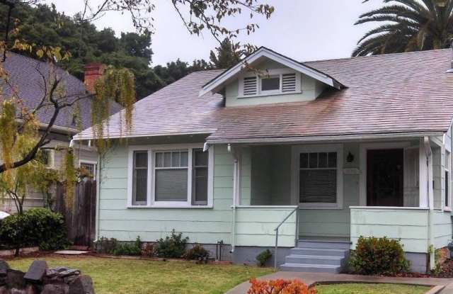 Photo of 1520 Santa Rosa