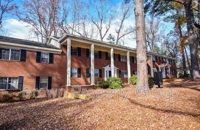 Photo of 2462 D Bragg Blvd