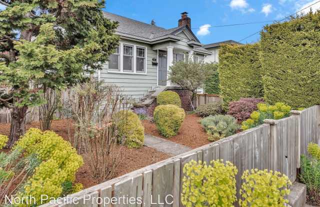 928 N 90th Street - 928 North 90th Street, Seattle, WA 98103