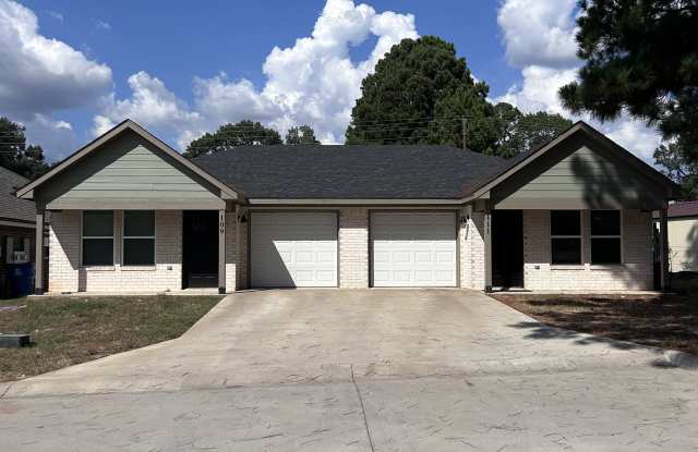 111 Sophia Dr