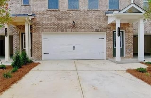 3715 Davis Cir - 3715 Davis Cir, Duluth, GA 30096