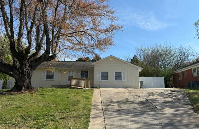 Large Home suitable for Residence or Business