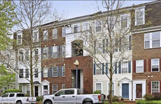 271 Cameron Station Boulevard