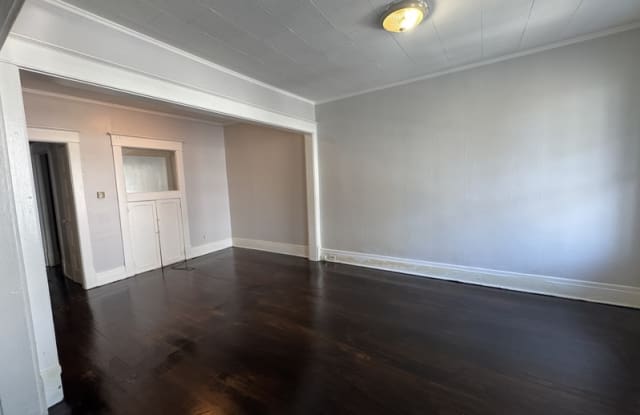 484 Washington Avenue - 1