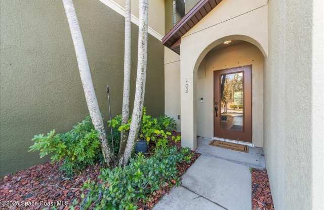 1345 Lara Circle unit: 102