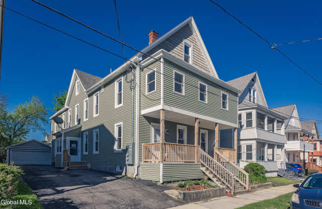 65 Van Derveer Street