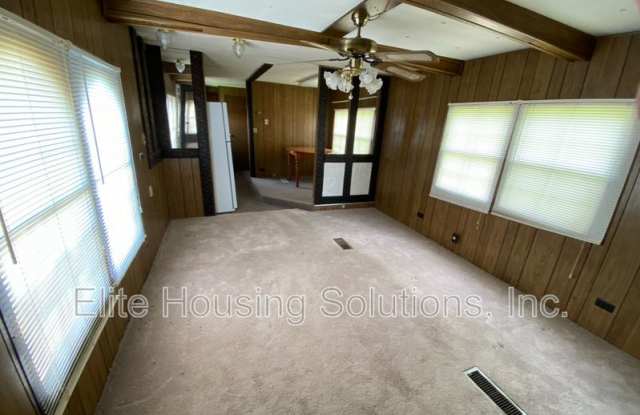 1380 Old Stage Rd