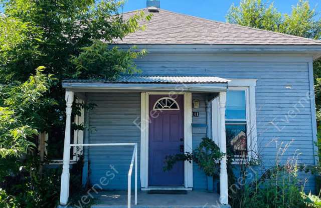 111 Riverside Avenue