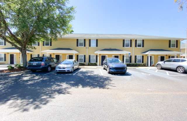 Woods Edge South #114