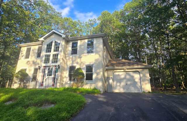 Amazing 4 bedroom home in Penn Estates!