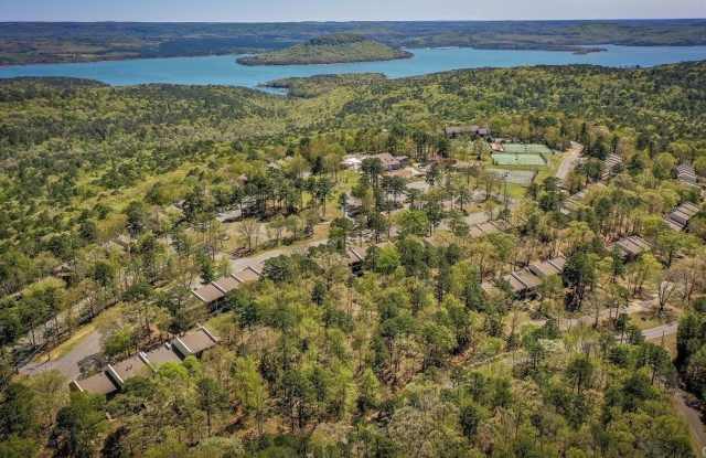 601 Dave Creek Parkway