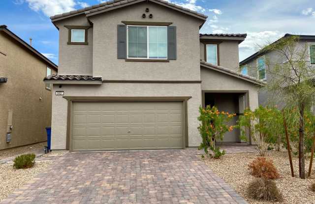 Photo of 4/BD 3/BA Sleek, Spacious  Designed to Impress Home!
