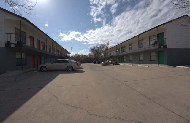 3513 North Nesbitt Ave - I