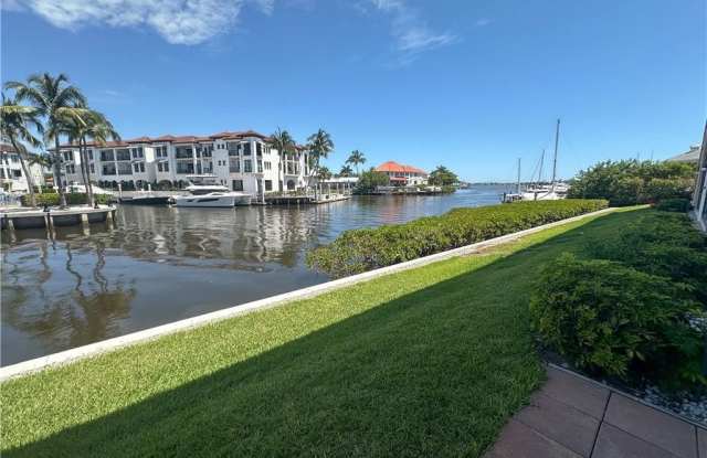 805 River Point DR