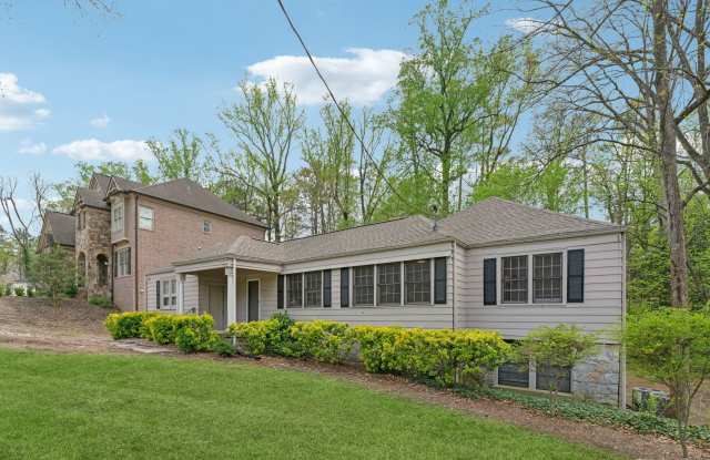 Photo of BROOKHAVEN Spacious 2 Bedroom 1 Bath - Unit A - Across from Lenox Park