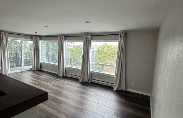 2001 Westlake Avenue North