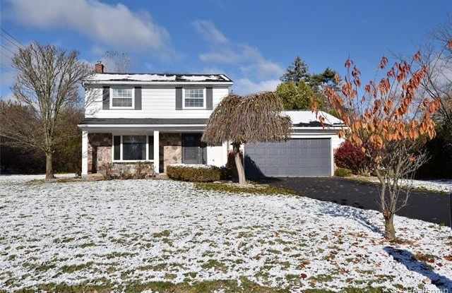 Photo of 684 Wilshire Drive