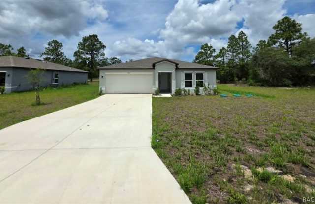 6865 N Pavilion Loop
