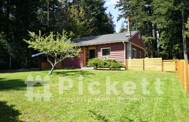 2598 Griffiths Lane Southeast - 2598 Griffiths Lane Southeast, East Port Orchard, WA 98366