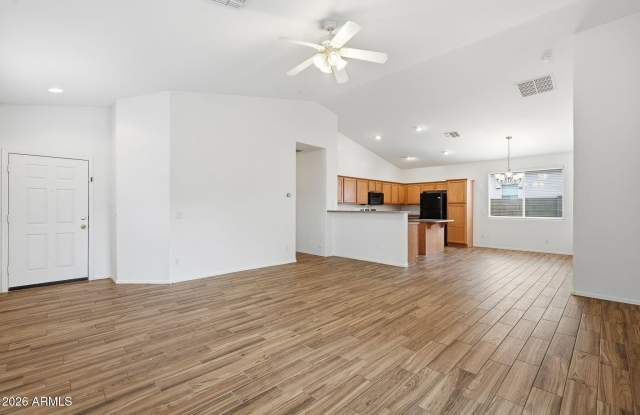 16977 W LUNDBERG Street