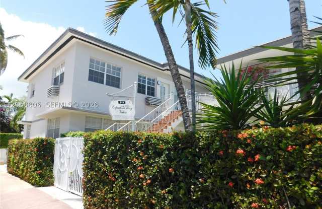 717 Espanola Way