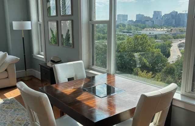 2600 PENNSYLVANIA Avenue NW unit: 704