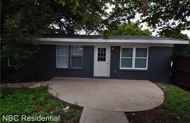 2400 S 5th Street - 2400 South 5th Street, Austin, TX 78704