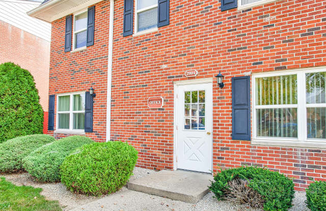 Photo of Maple Crest Apartments