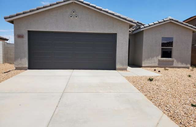 1074 W Greyhawk