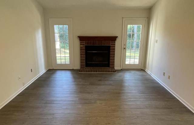 217 E Lakeridge Landing