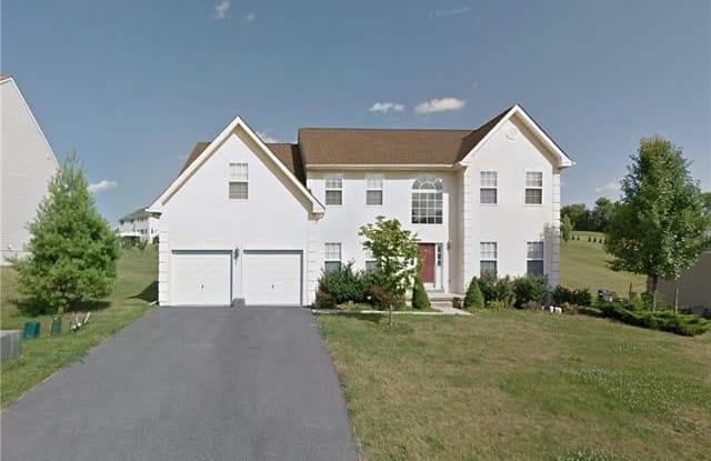 129 Walker Drive - 129 Walker Drive, Northampton County, PA 18067