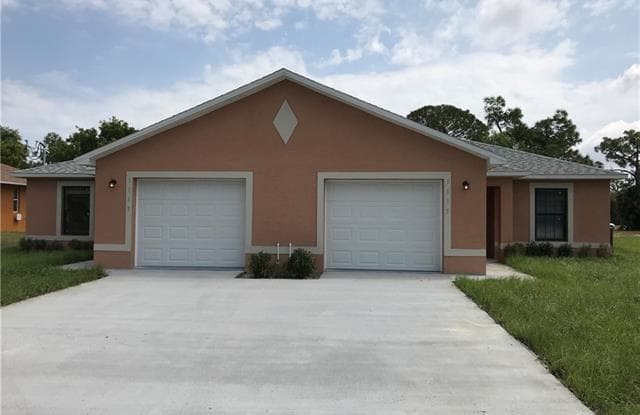 1113 SW 8th PL - 1113 Southwest 8th Place, Cape Coral, FL 33991