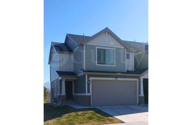 232 E. Warbler Ct.