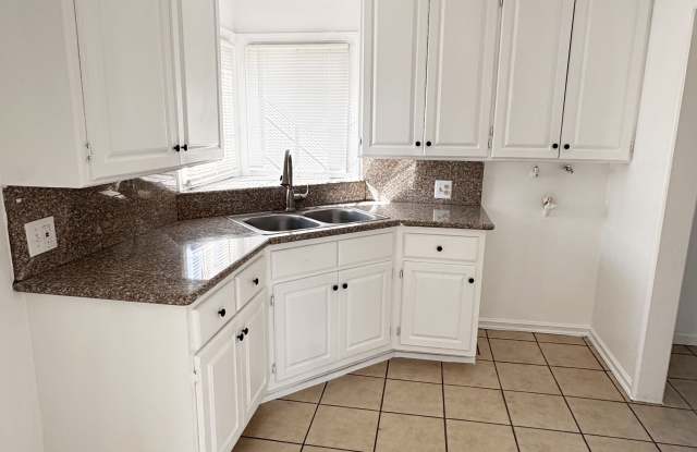 Photo of 6323 Flora AveUnit D