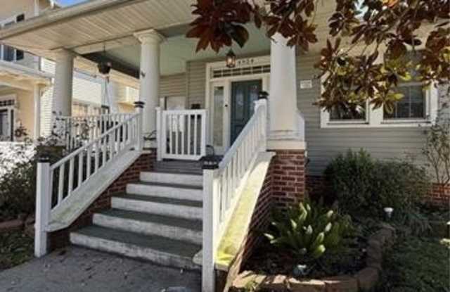 4924 S ROCHEBLAVE Street