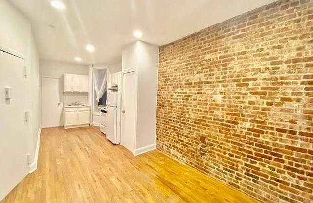272 West 117th Street
