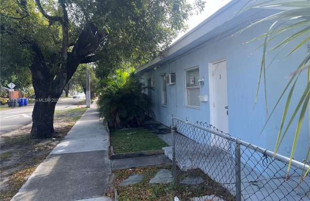 Photo of 2118 N 19th Ave