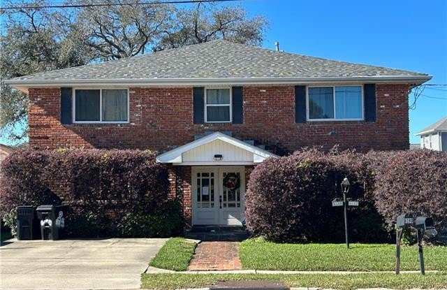 Photo of 6182 PONTCHARTRAIN Boulevard