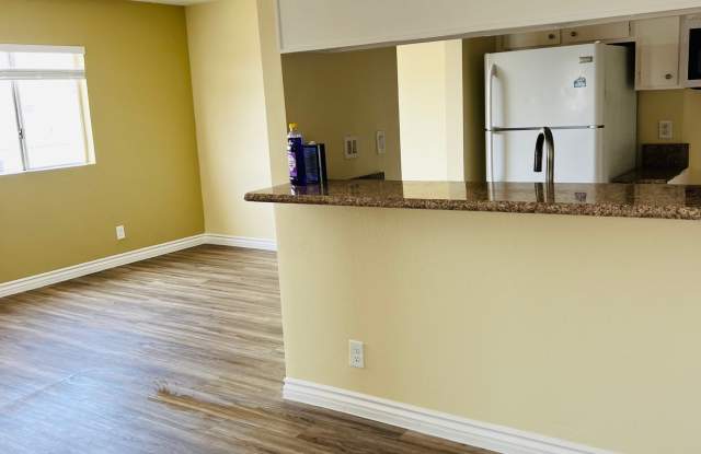 Photo of 2810 West Slauson Avenue - 7