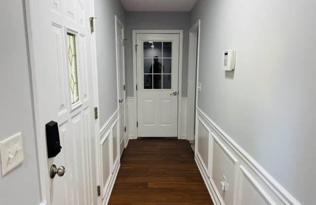 560 Old Humboldt Road