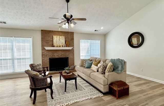 3267 Summit Glen Drive