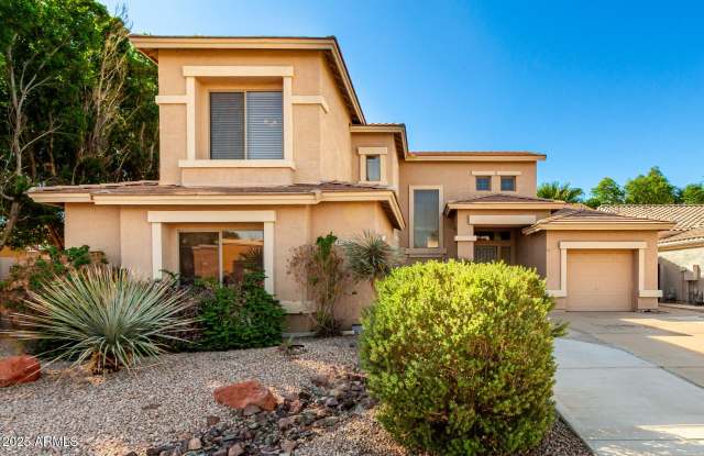 1715 W MORELOS Street