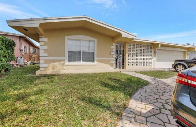 Photo of 6729 Camelia Dr